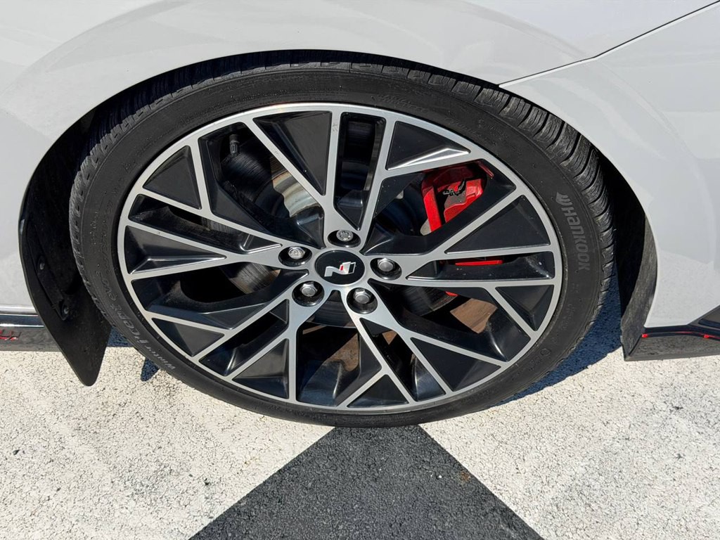 2022 Hyundai Elantra Image 49