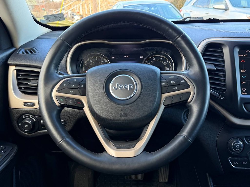 2014 Jeep Cherokee Image 21