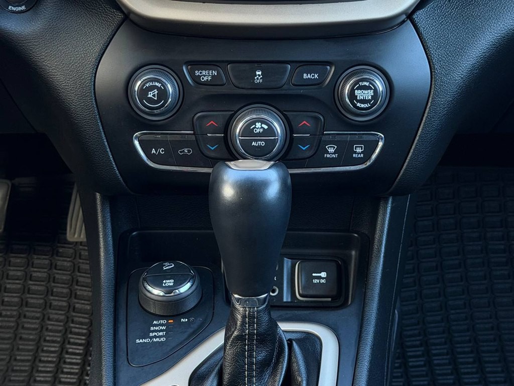 2014 Jeep Cherokee Image 30