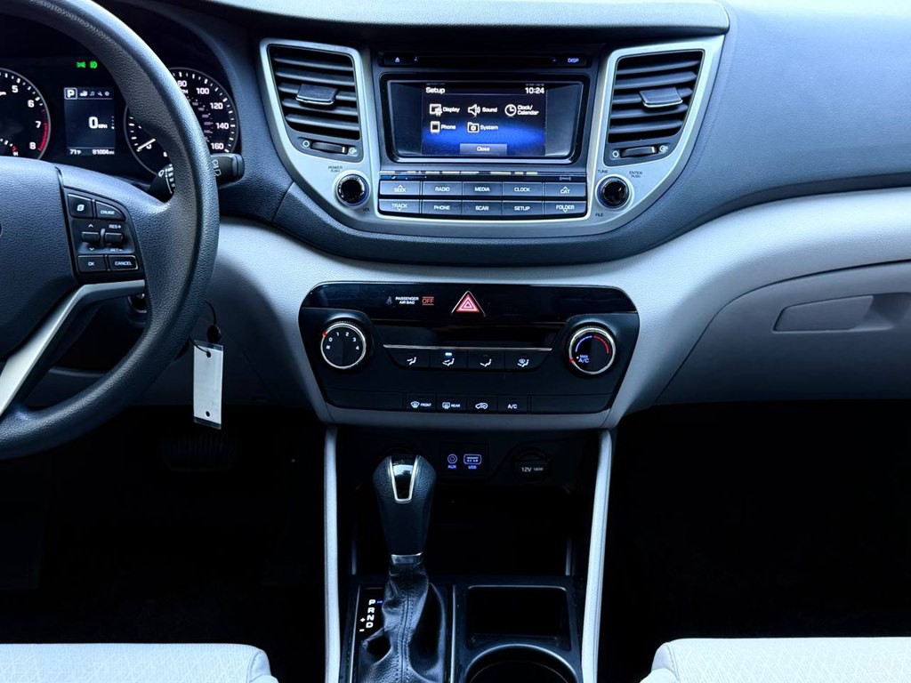 2017 Hyundai Tucson Image 25