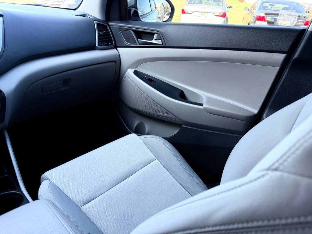 2017 Hyundai Tucson Image 32