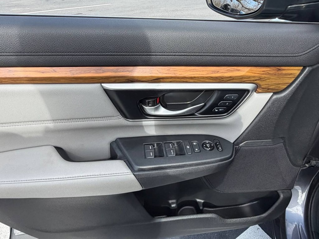 2019 Honda CR-V Image 17