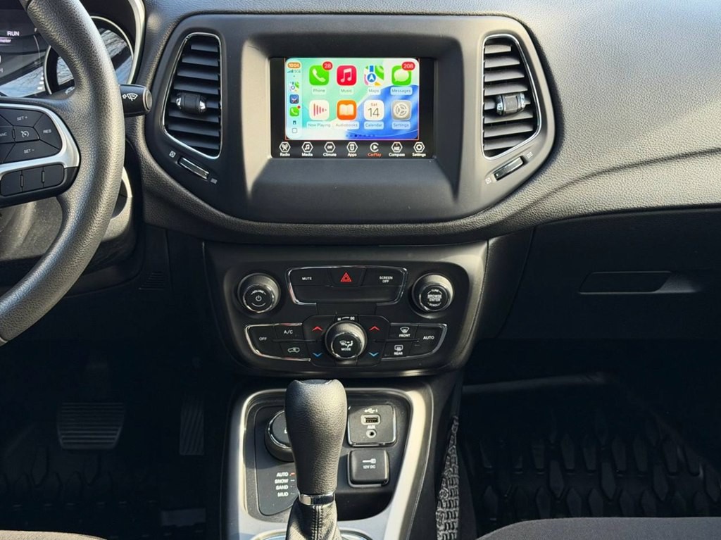 2021 Jeep Compass Image 25