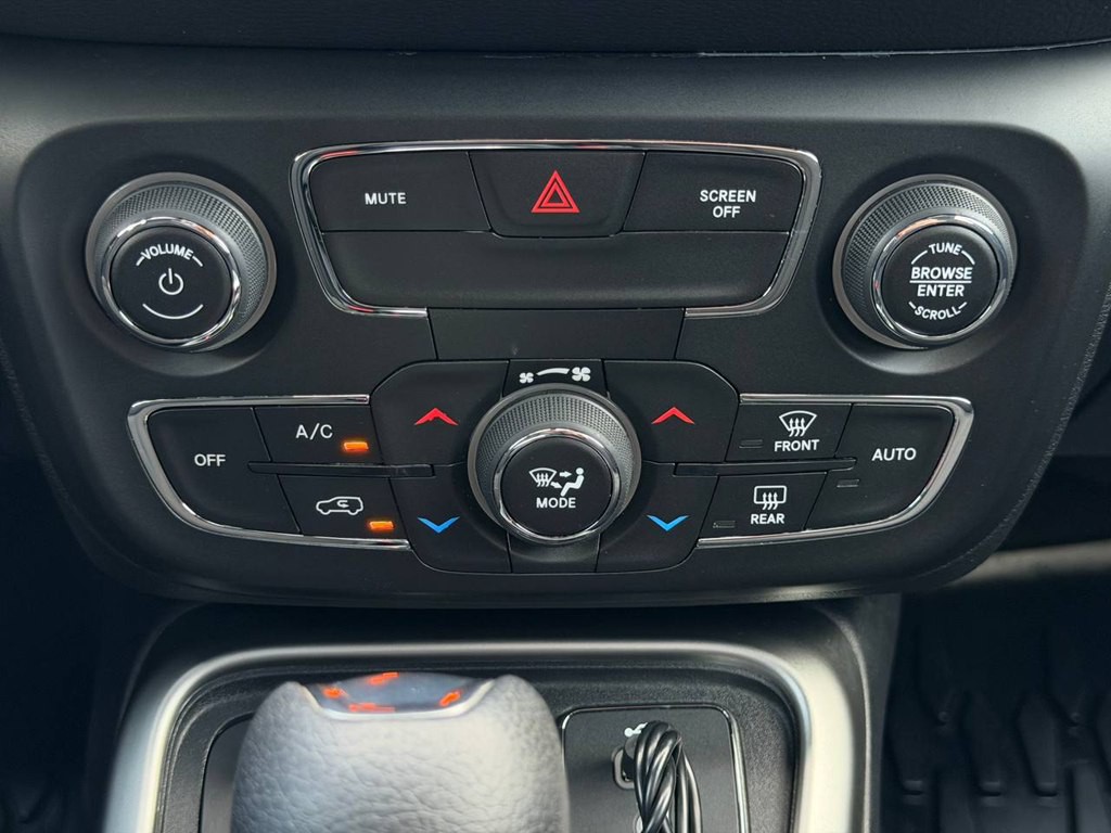 2021 Jeep Compass Image 29