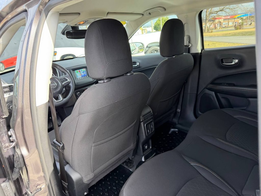 2021 Jeep Compass Image 38