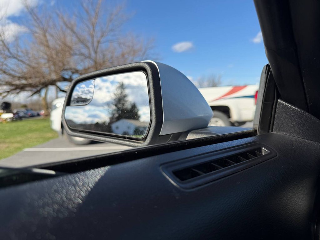 2015 Ford Mustang Image 13