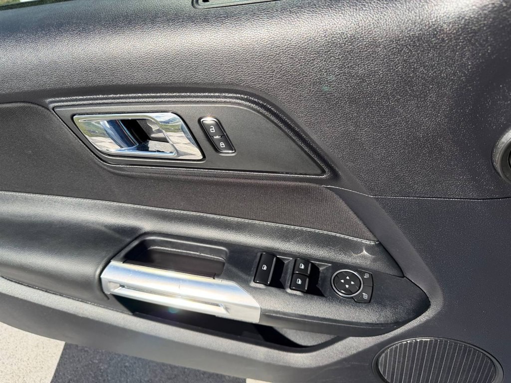 2015 Ford Mustang Image 17