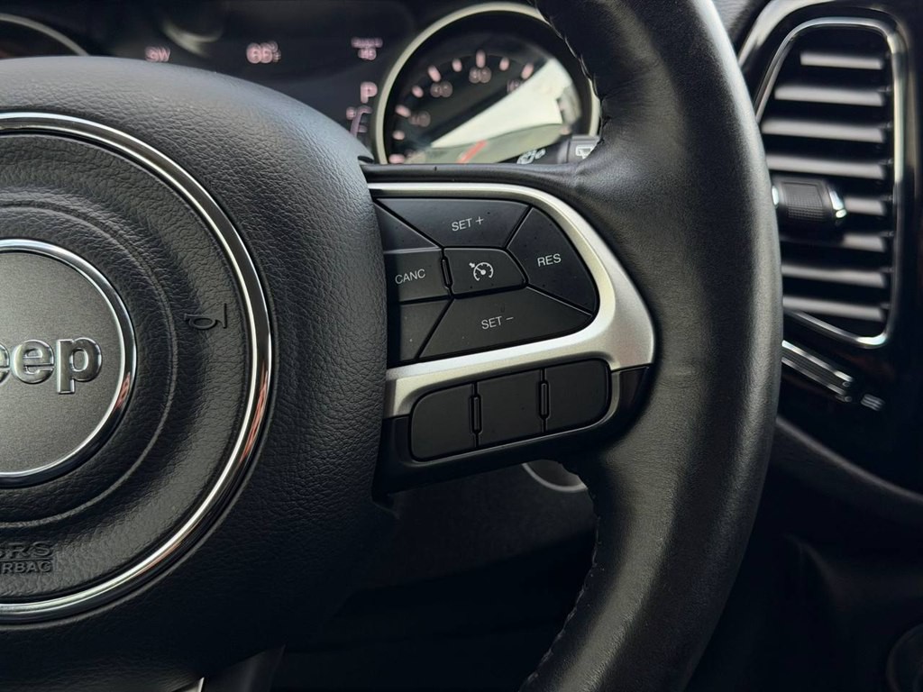 2018 Jeep Compass Image 24