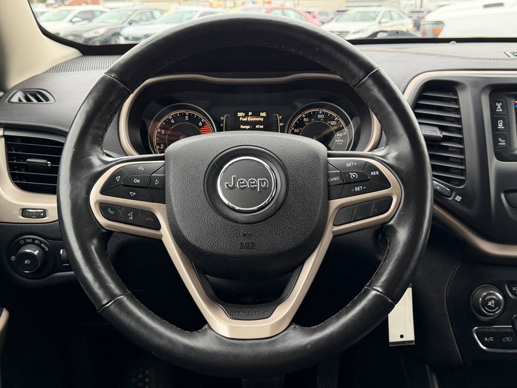 2017 Jeep Cherokee Image 20