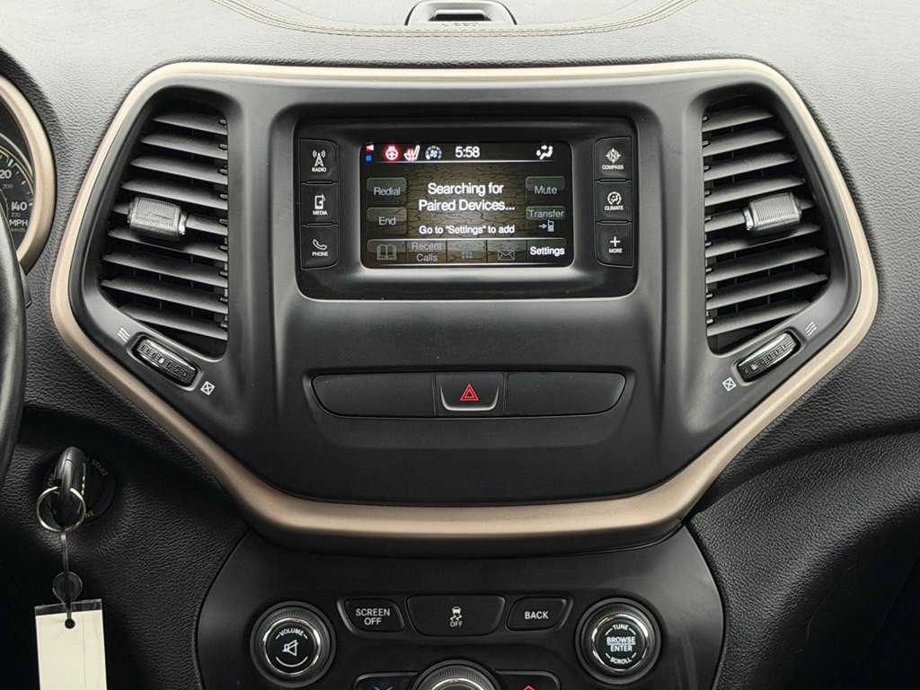 2017 Jeep Cherokee Image 26