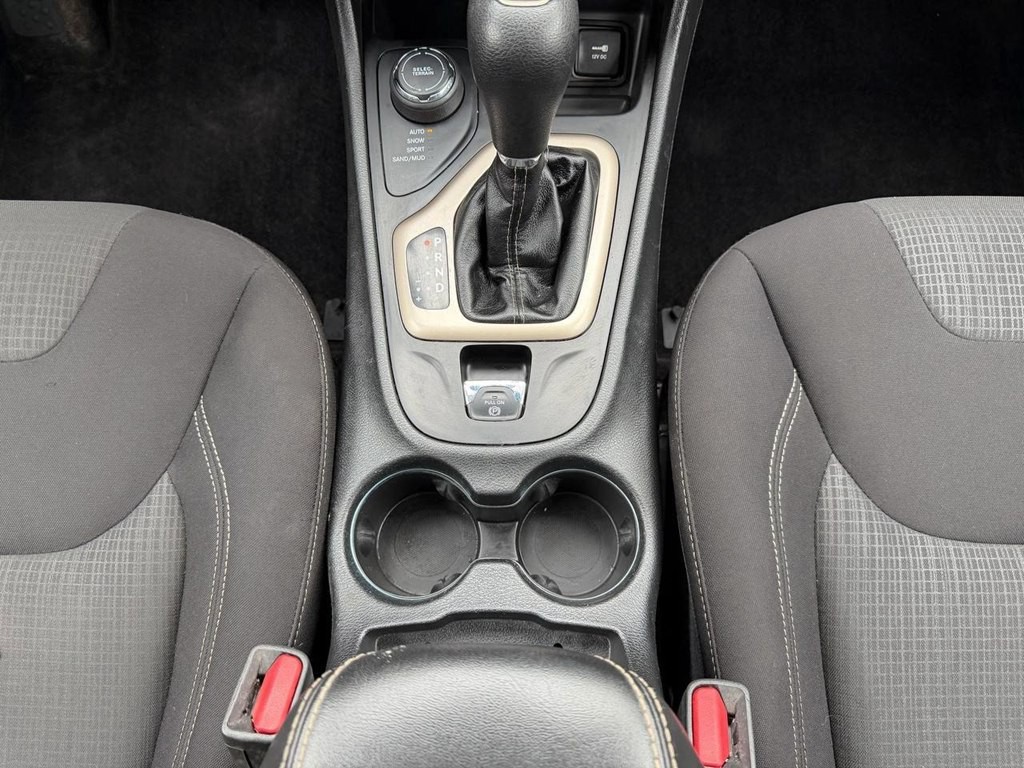 2017 Jeep Cherokee Image 29