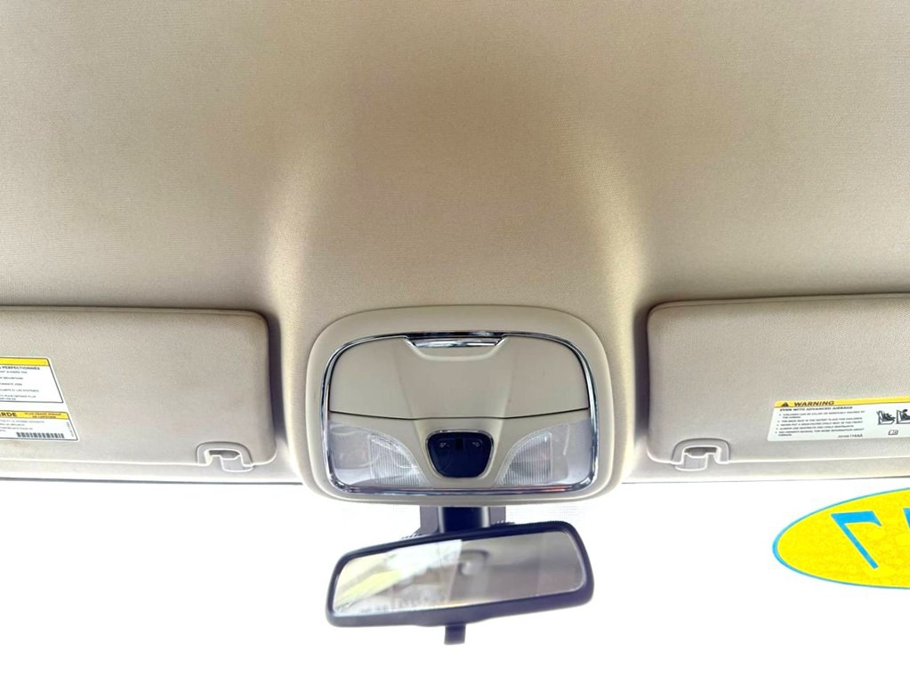 2017 Jeep Cherokee Image 34