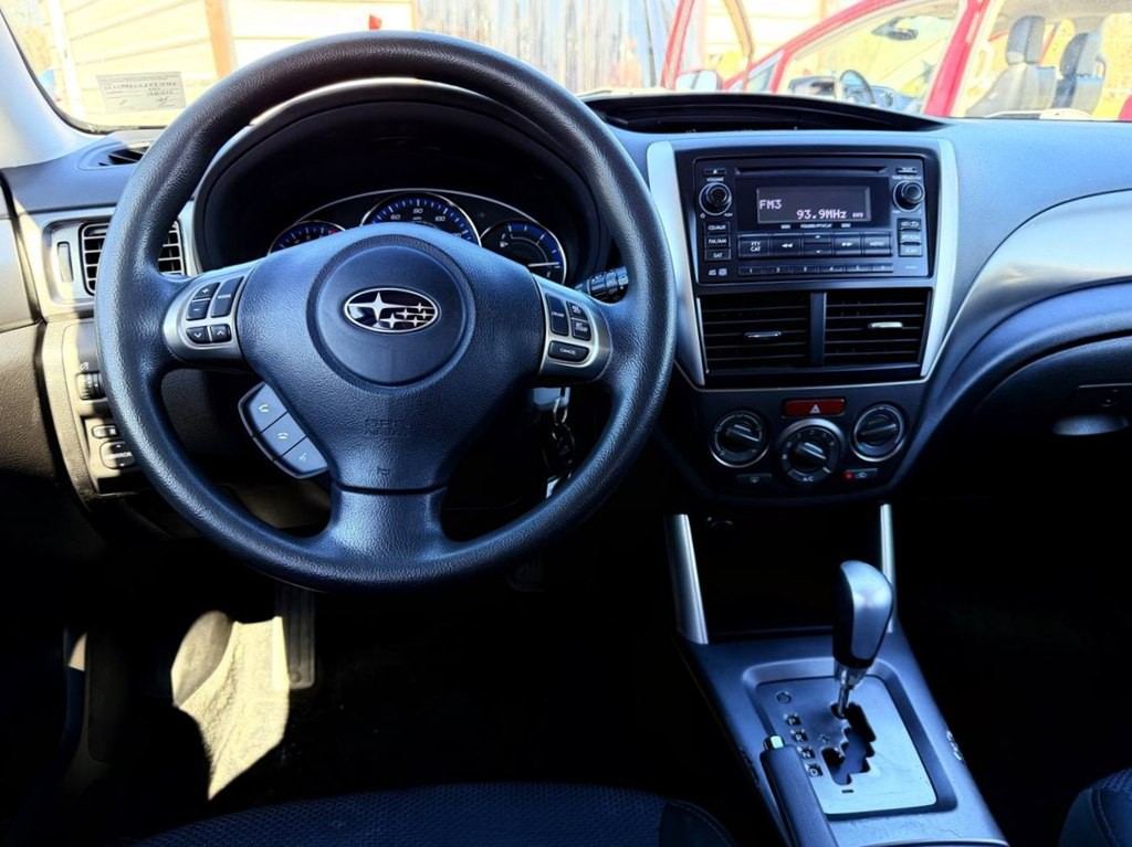 2013 Subaru Forester Image 16