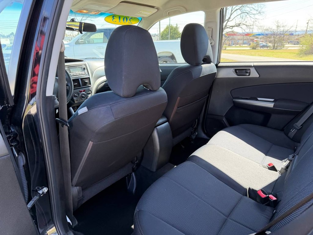 2013 Subaru Forester Image 29