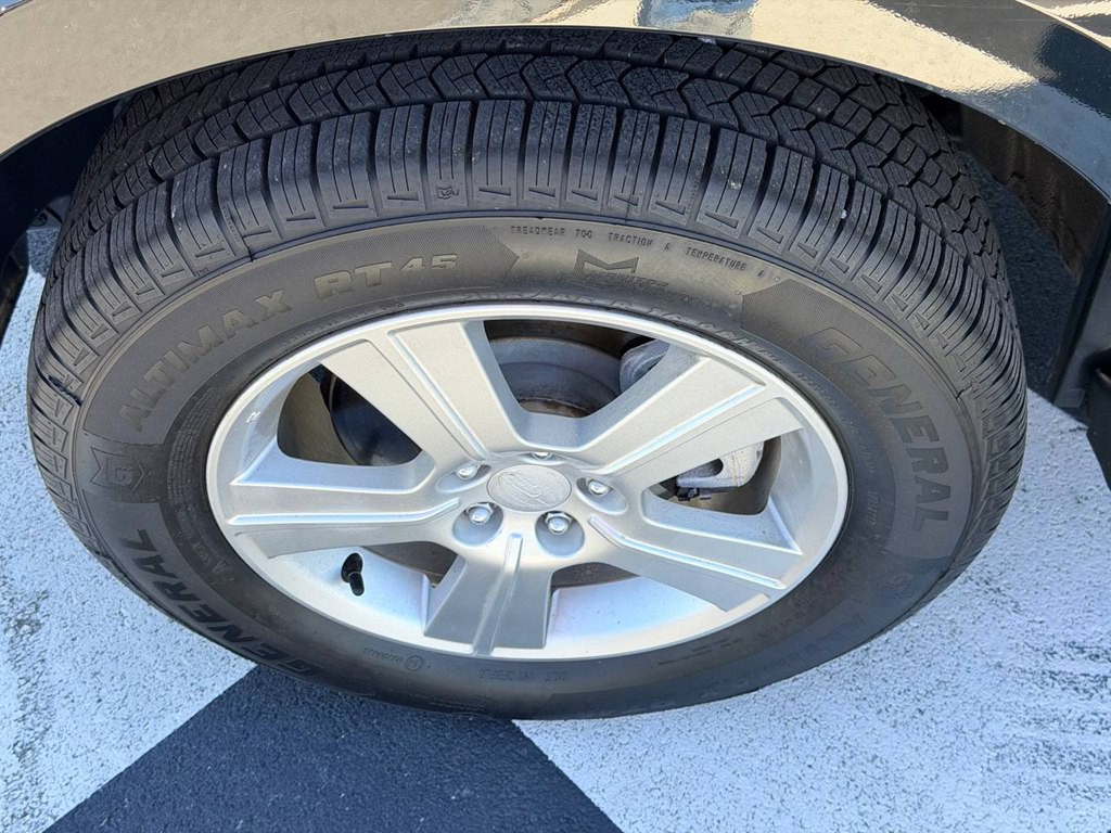 2013 Subaru Forester Image 37