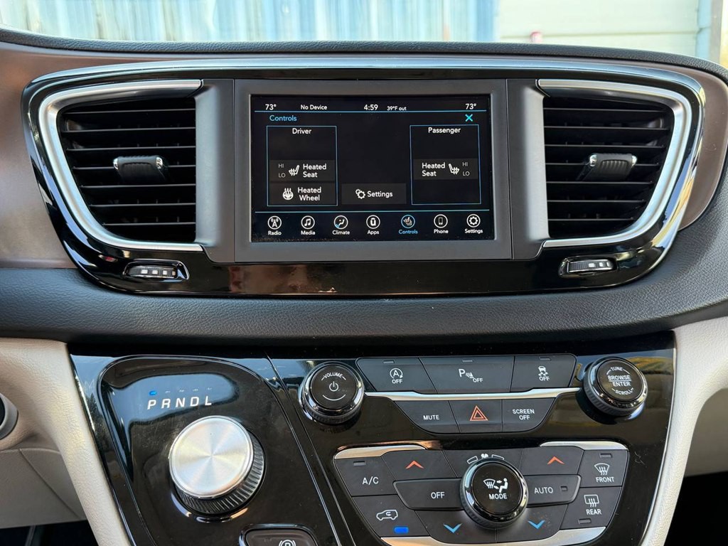 2019 Chrysler Pacifica Image 27