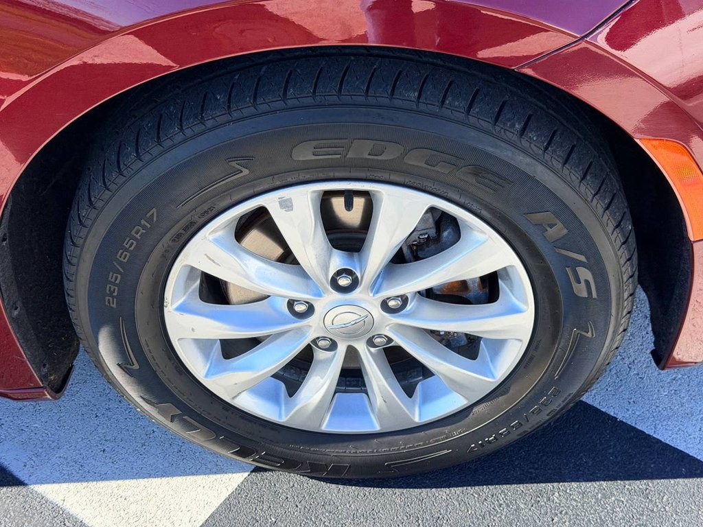 2019 Chrysler Pacifica Image 46