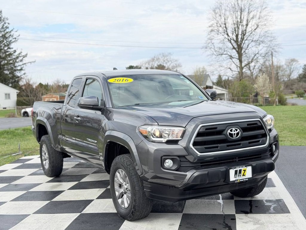 2016 Toyota Tacoma Image 4