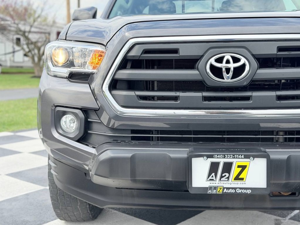 2016 Toyota Tacoma Image 11