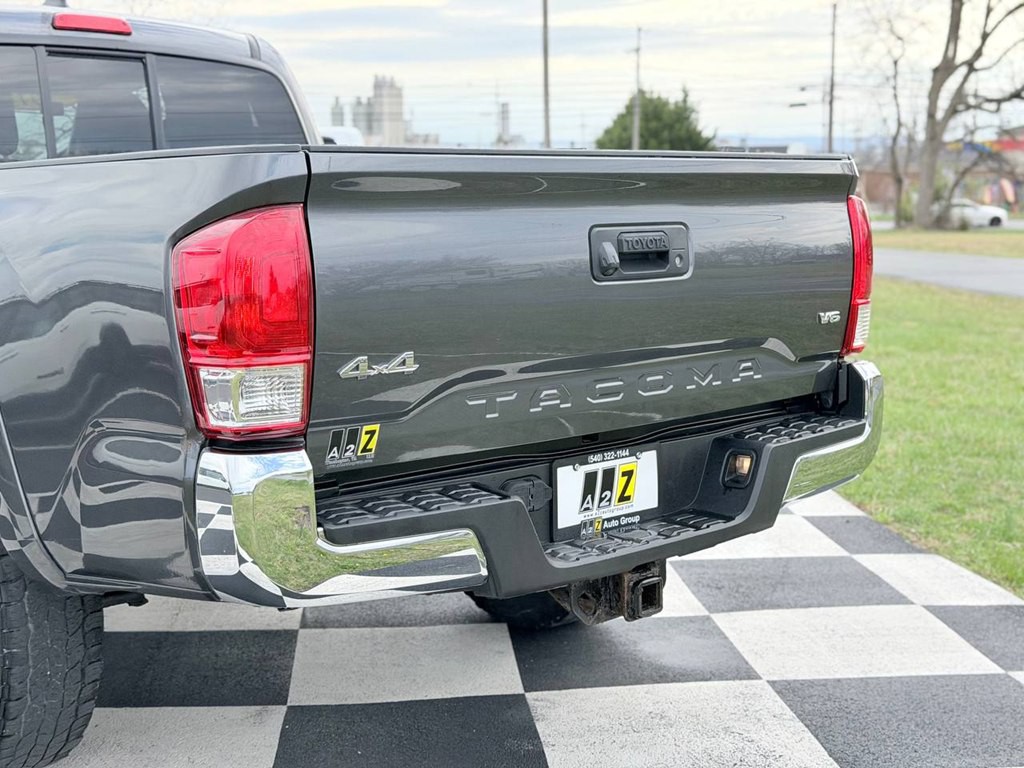 2016 Toyota Tacoma Image 13