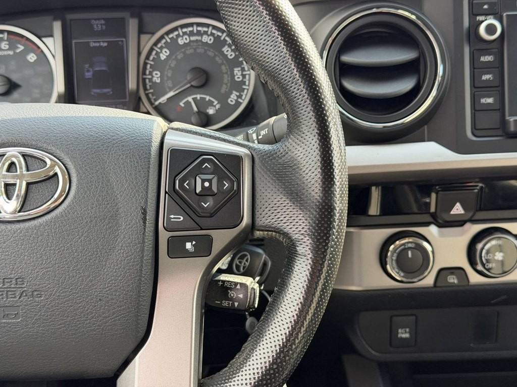 2016 Toyota Tacoma Image 23