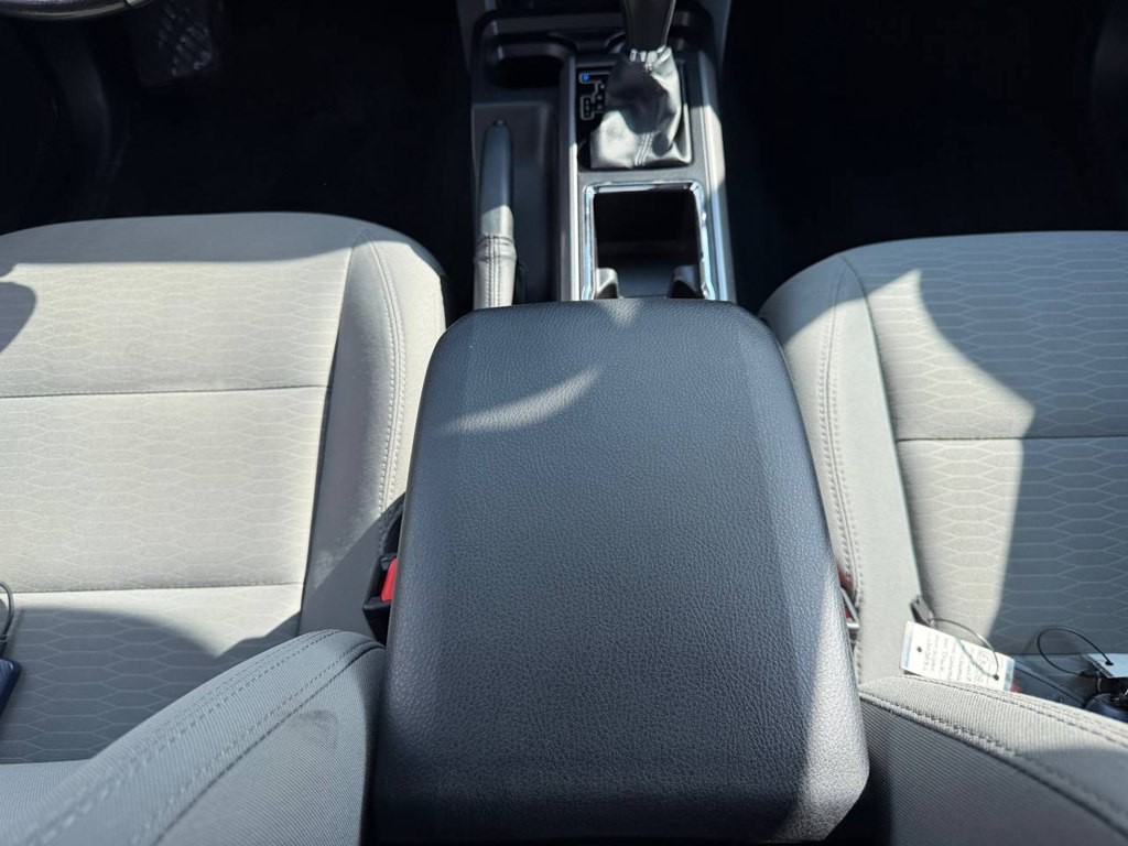 2016 Toyota Tacoma Image 31