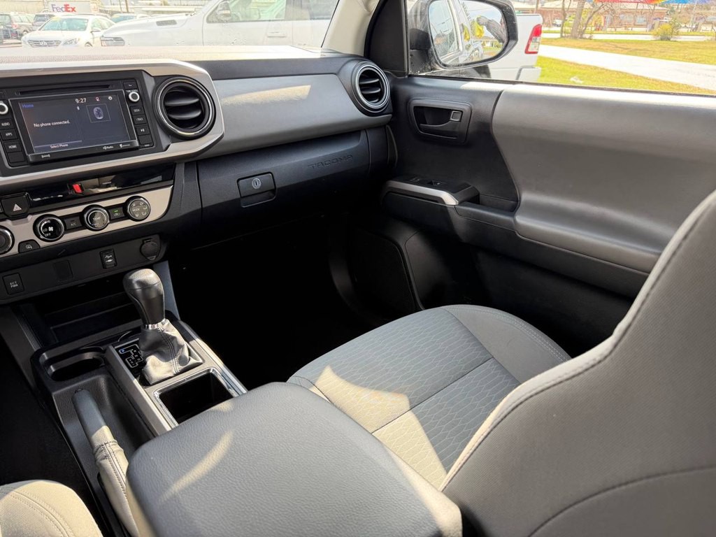 2016 Toyota Tacoma Image 33