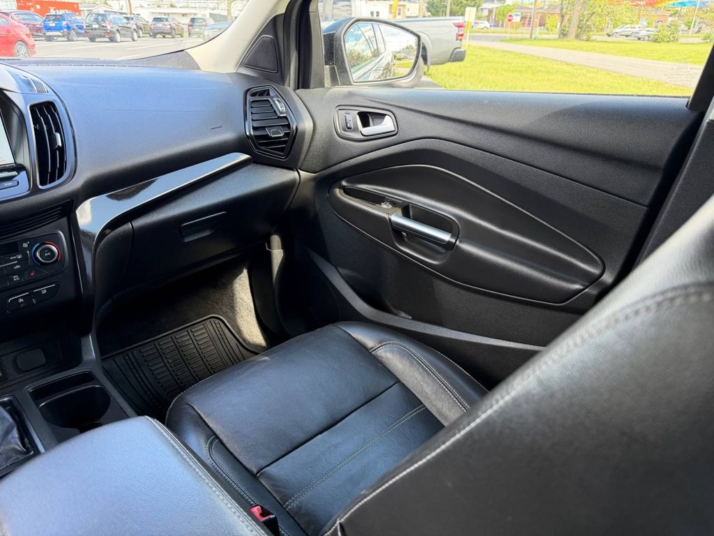 2017 Ford Escape Image 35