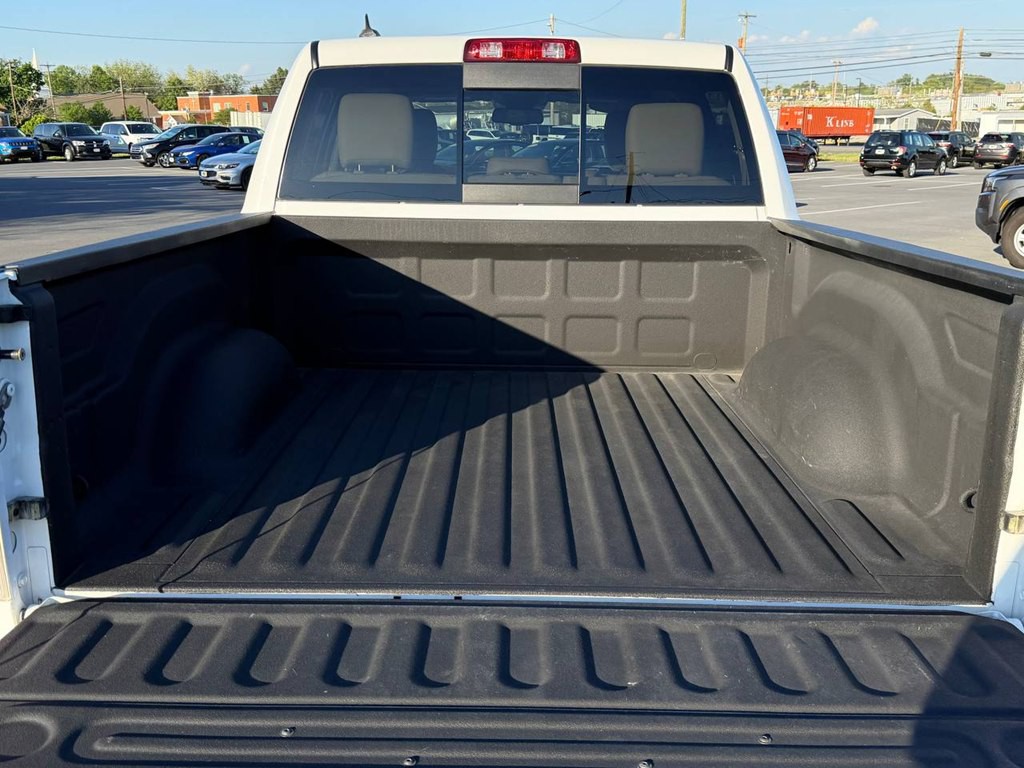 2017 RAM 1500 Image 16