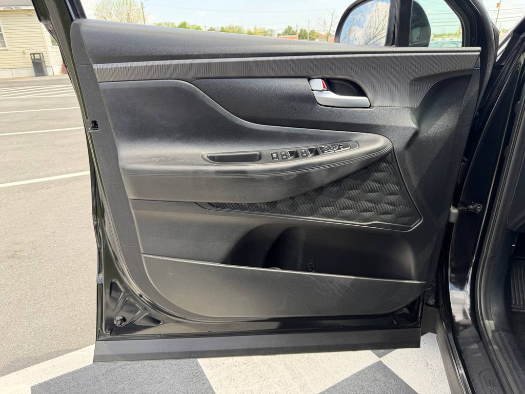 2019 Hyundai Santa Fe Image 15
