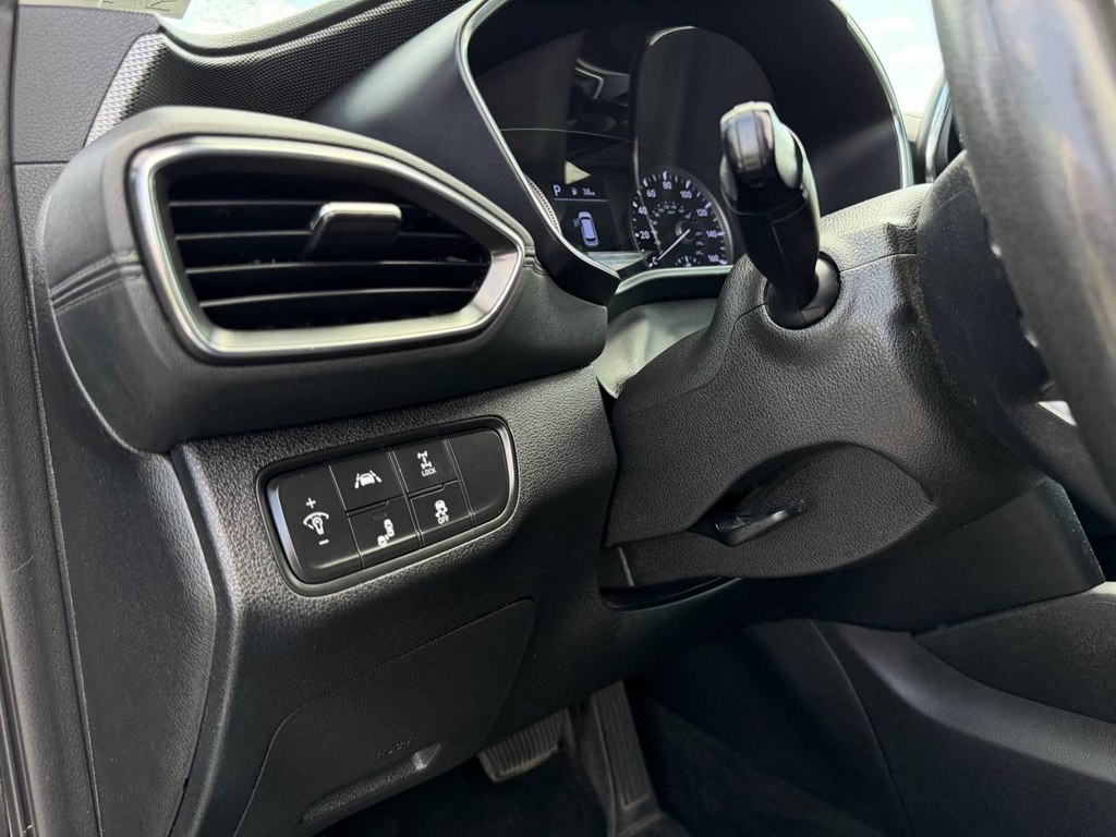 2019 Hyundai Santa Fe Image 38