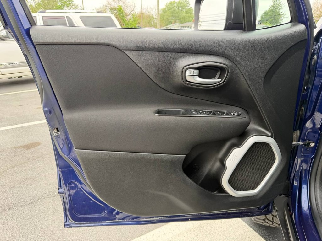 2018 Jeep Renegade Image 14