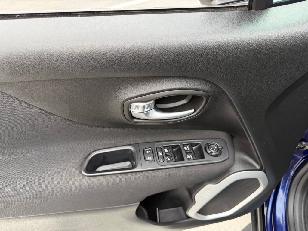 2018 Jeep Renegade Image 15