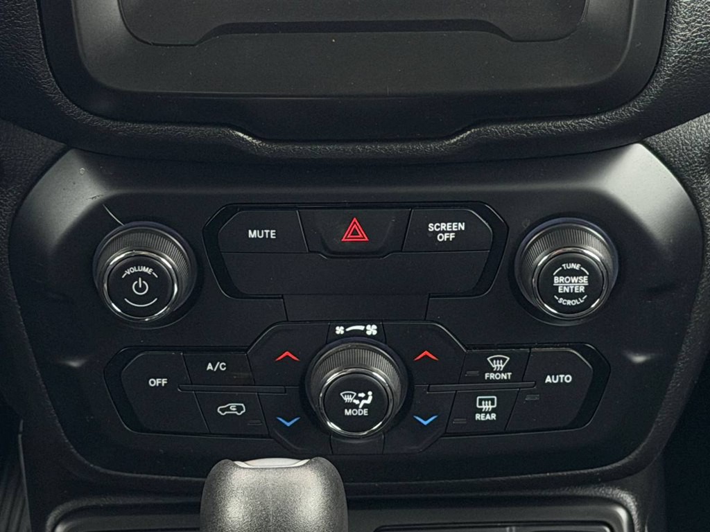 2018 Jeep Renegade Image 28
