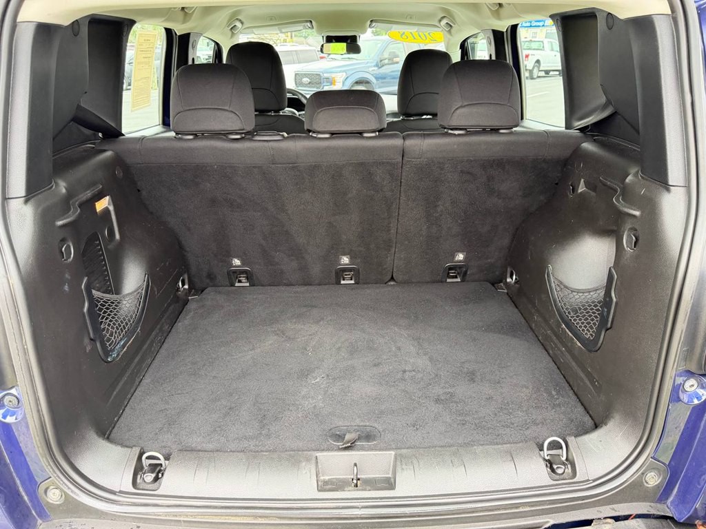 2018 Jeep Renegade Image 38
