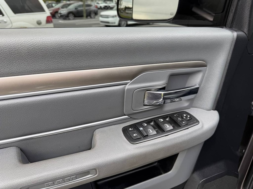 2015 RAM 2500 Image 18
