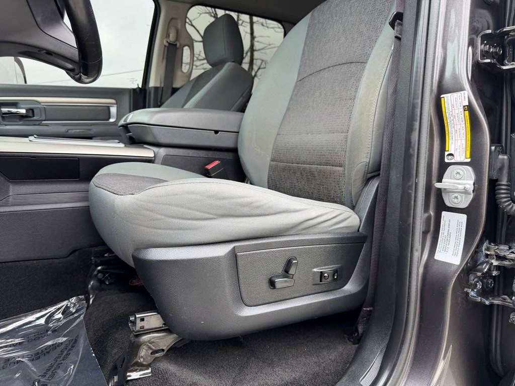 2015 RAM 2500 Image 20