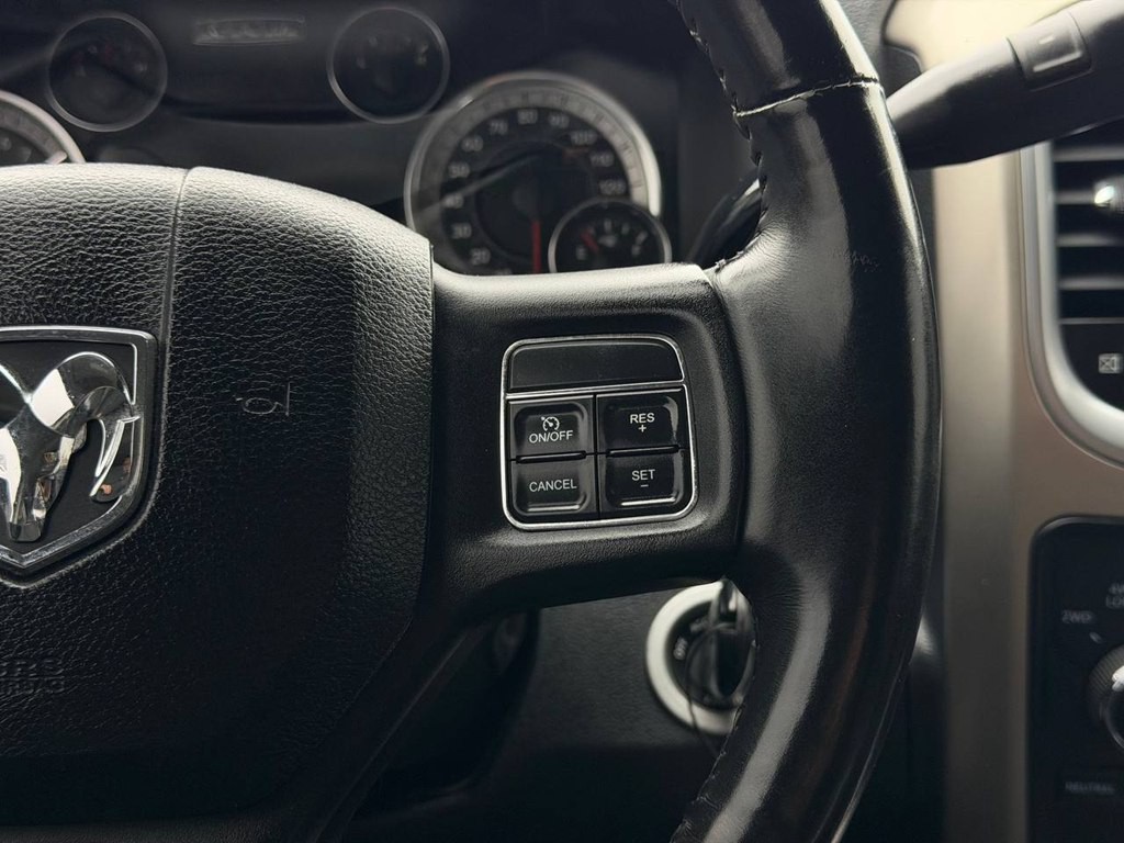 2015 RAM 2500 Image 25