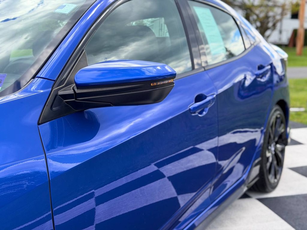 2017 Honda Civic Image 12