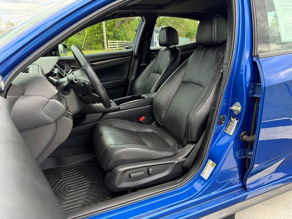 2017 Honda Civic Image 18