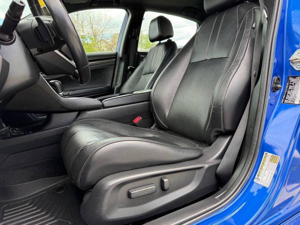 2017 Honda Civic Image 19