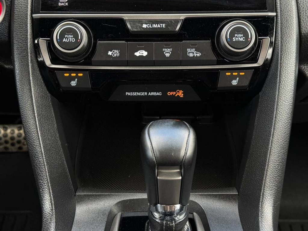 2017 Honda Civic Image 29