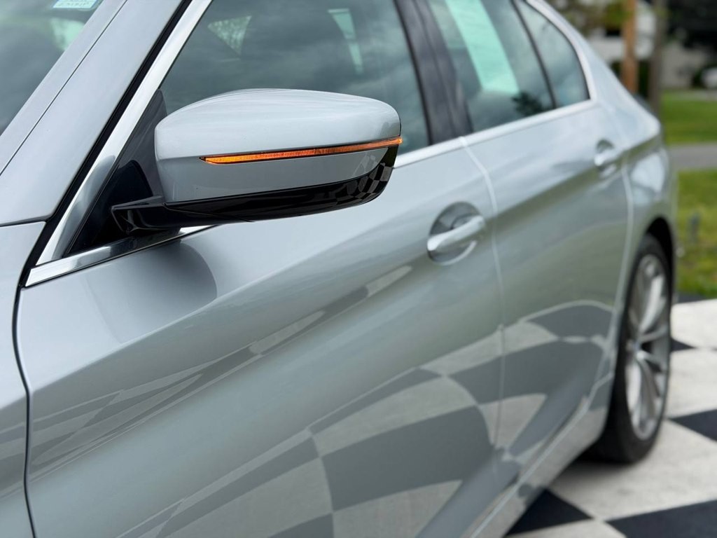 2021 BMW 5 Series Image 12