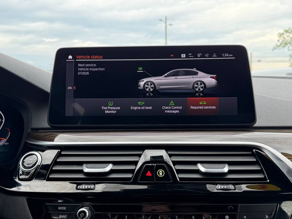 2021 BMW 5 Series Image 31