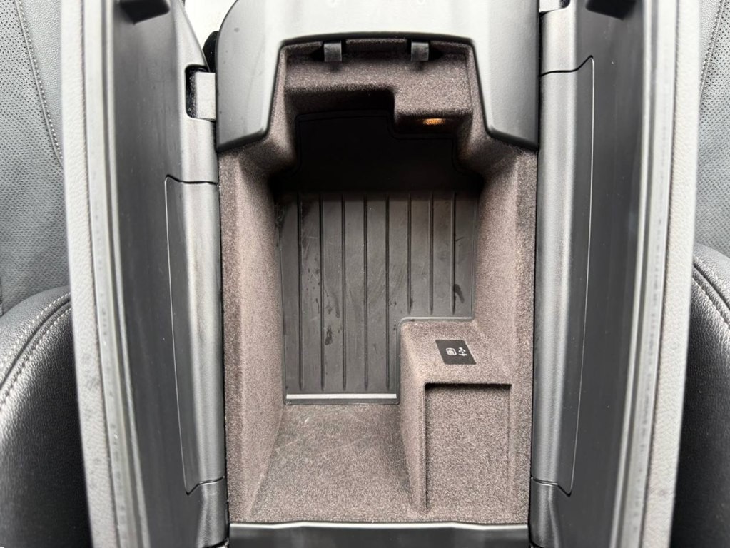 2021 BMW 5 Series Image 36