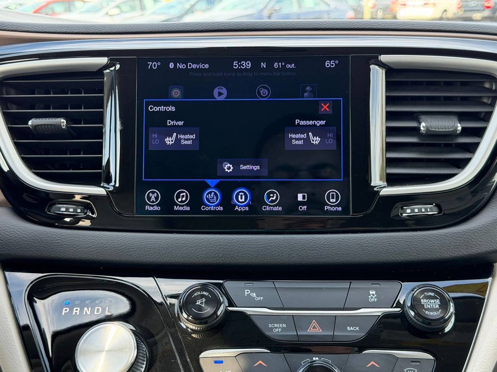 2017 Chrysler Pacifica Image 29