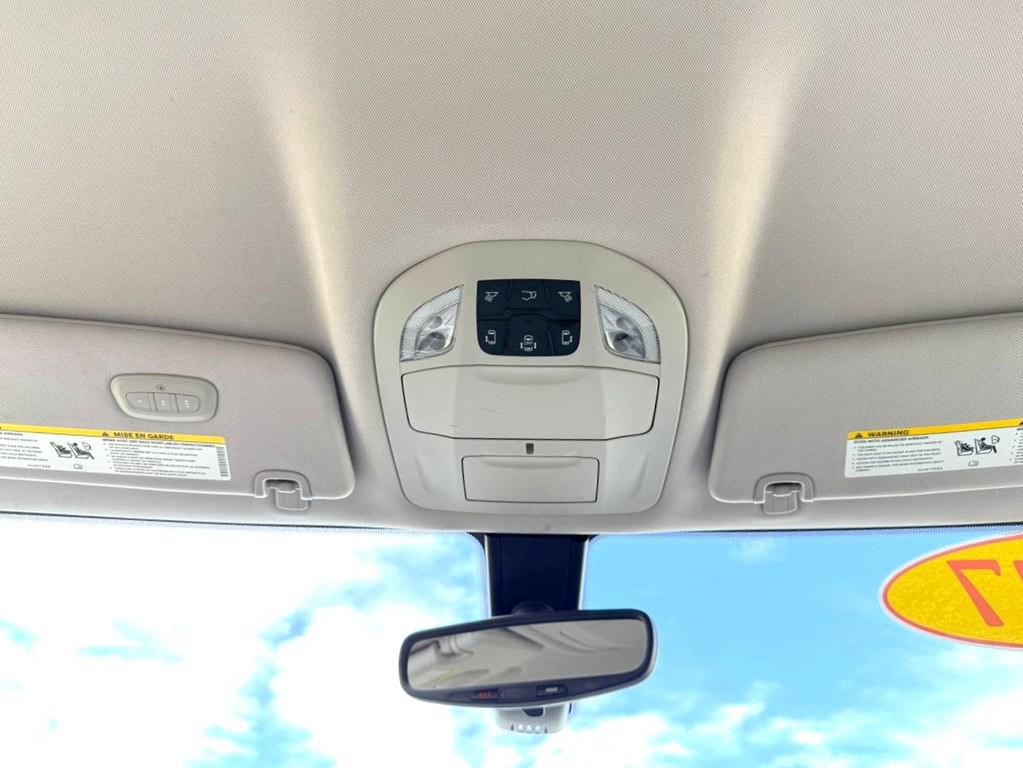 2017 Chrysler Pacifica Image 37