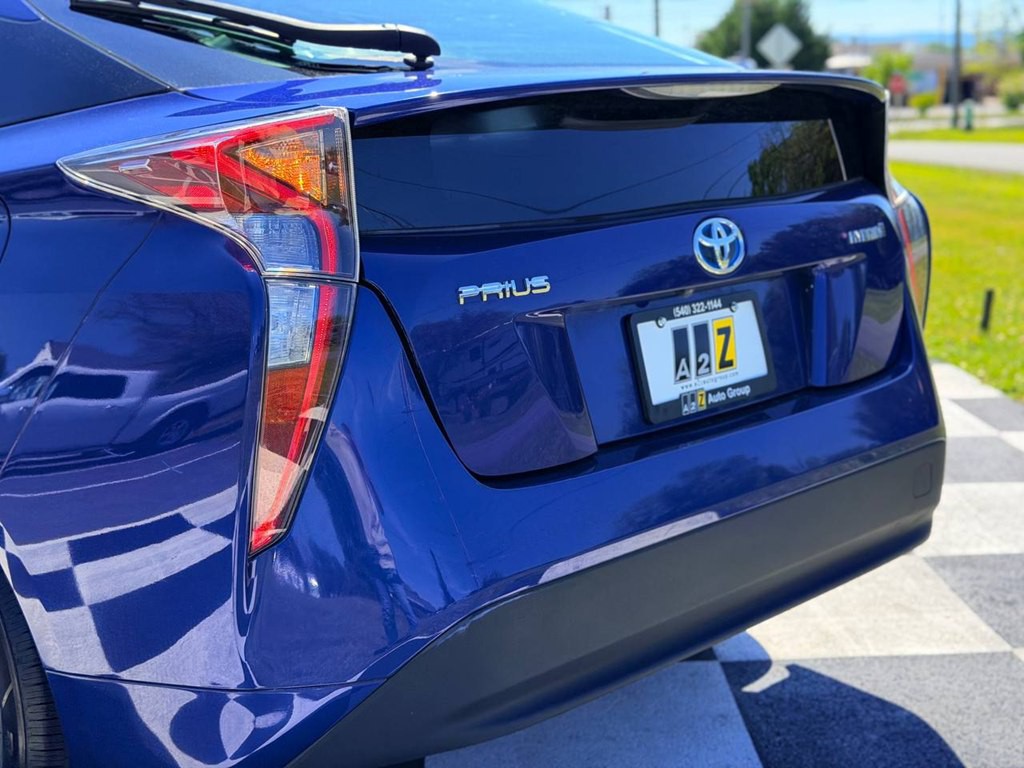 2016 Toyota Prius Image 14