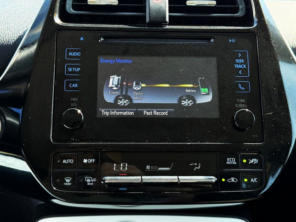2016 Toyota Prius Image 25