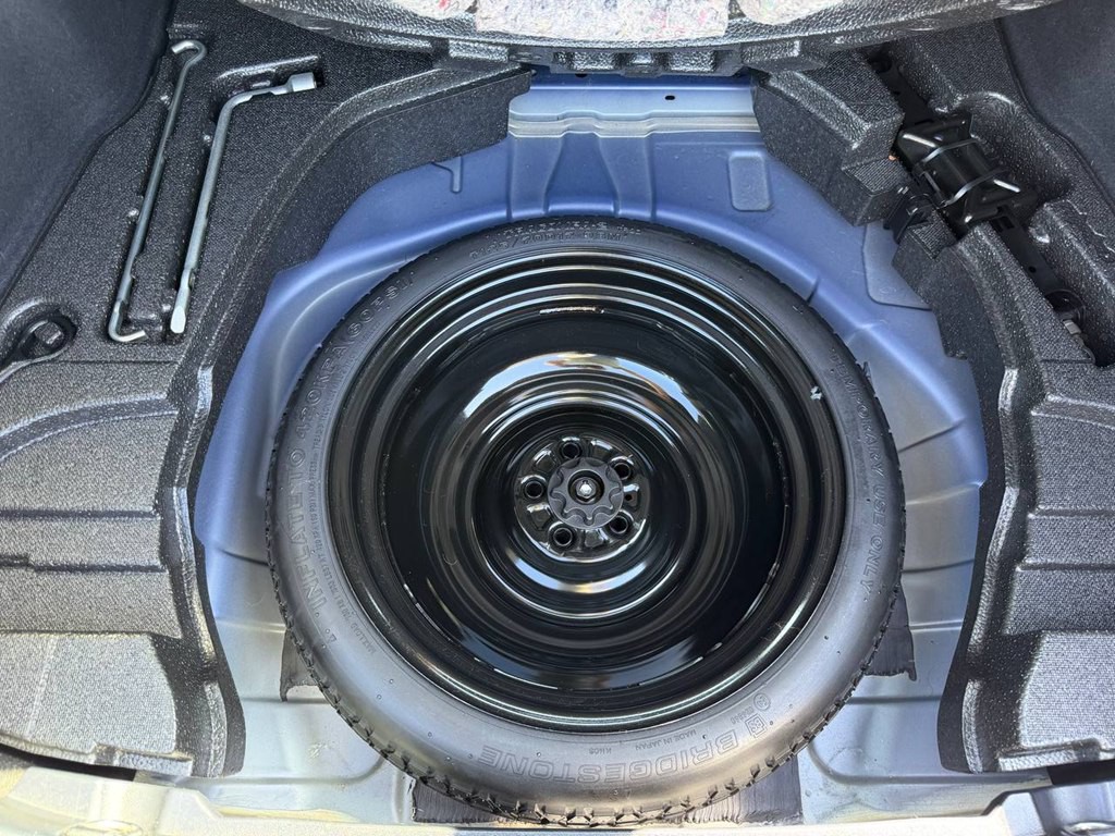 2016 Toyota Prius Image 36